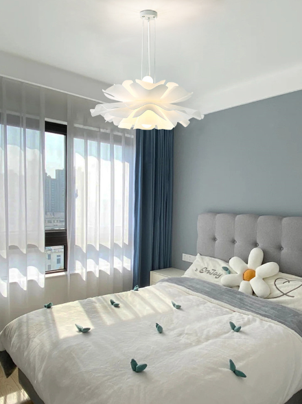 Modern chandelier Gentle