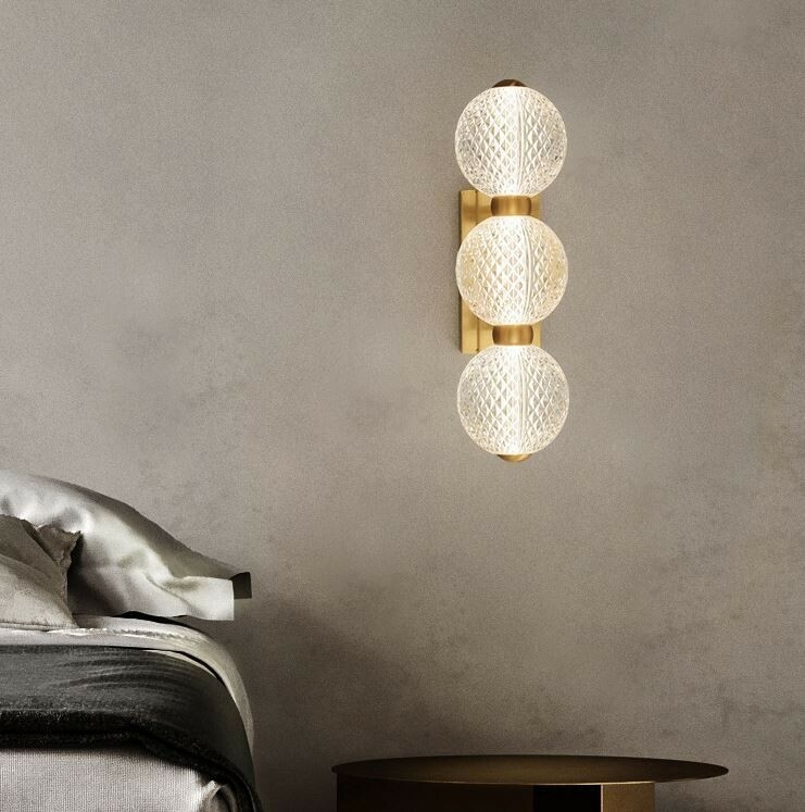 Wall-mounted light Newton